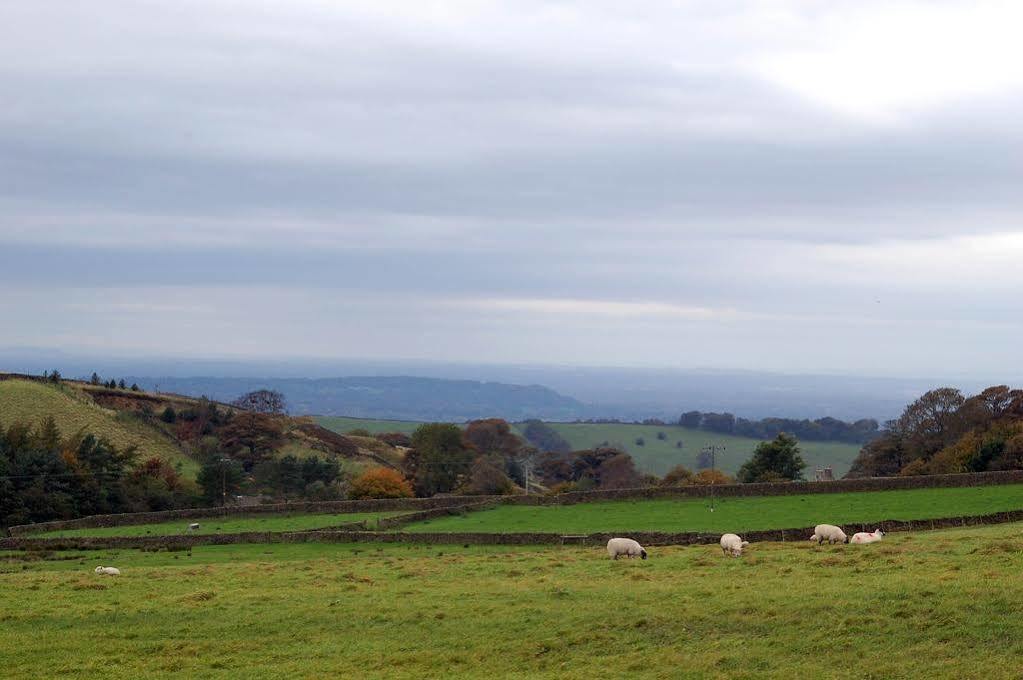 Common Barn Farm B & B Macclesfield Buitenkant foto