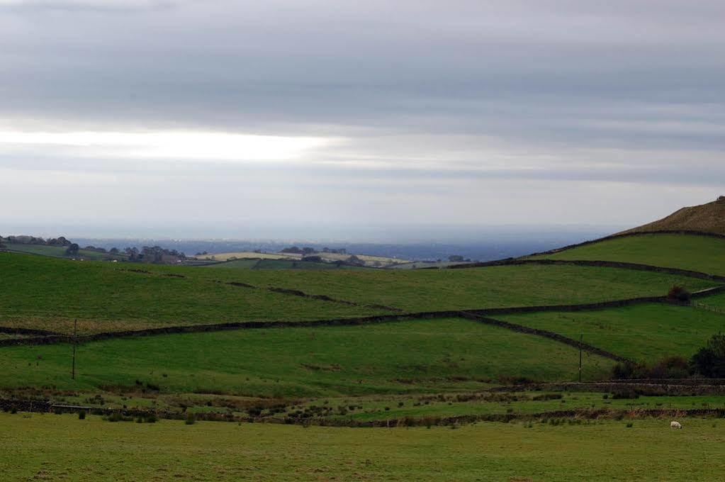 Common Barn Farm B & B Macclesfield Buitenkant foto